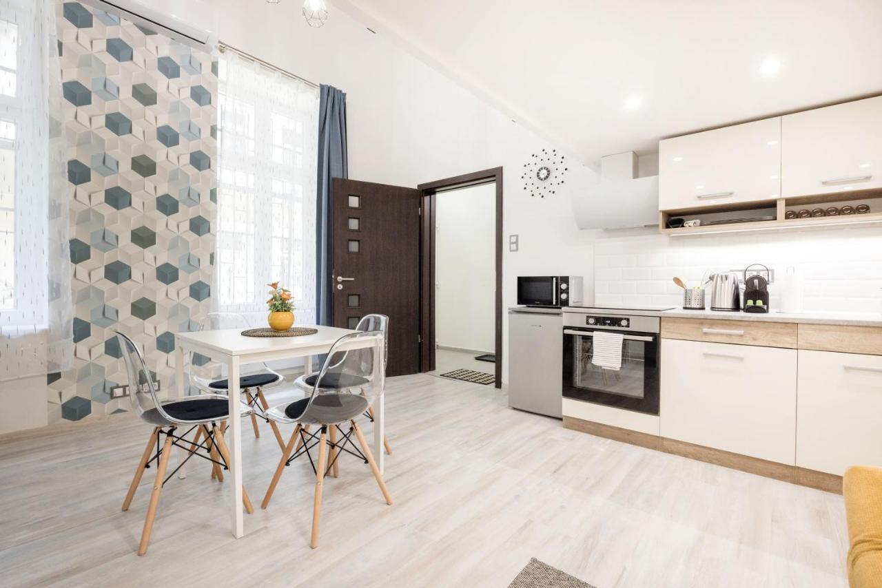 Mirror Apartments Budapeszt Zewnętrze zdjęcie